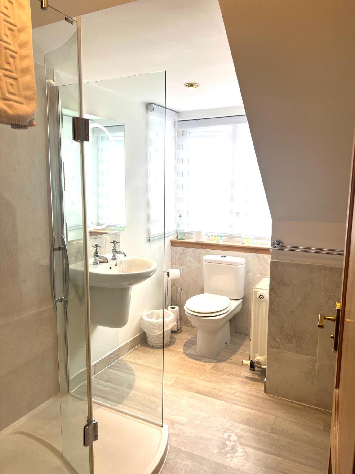 Druid House B&B อินเวอร์เนส ภายนอก รูปภาพ